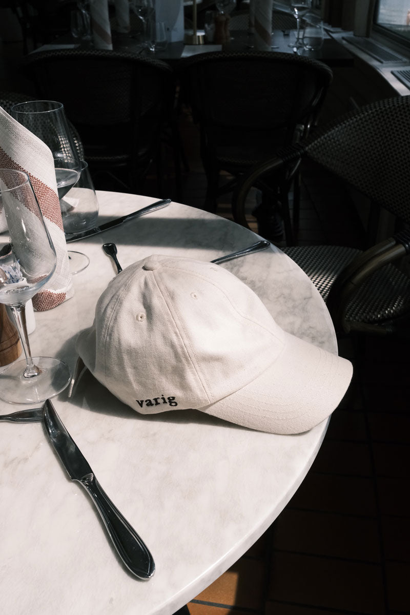 Caps Varig Raw White