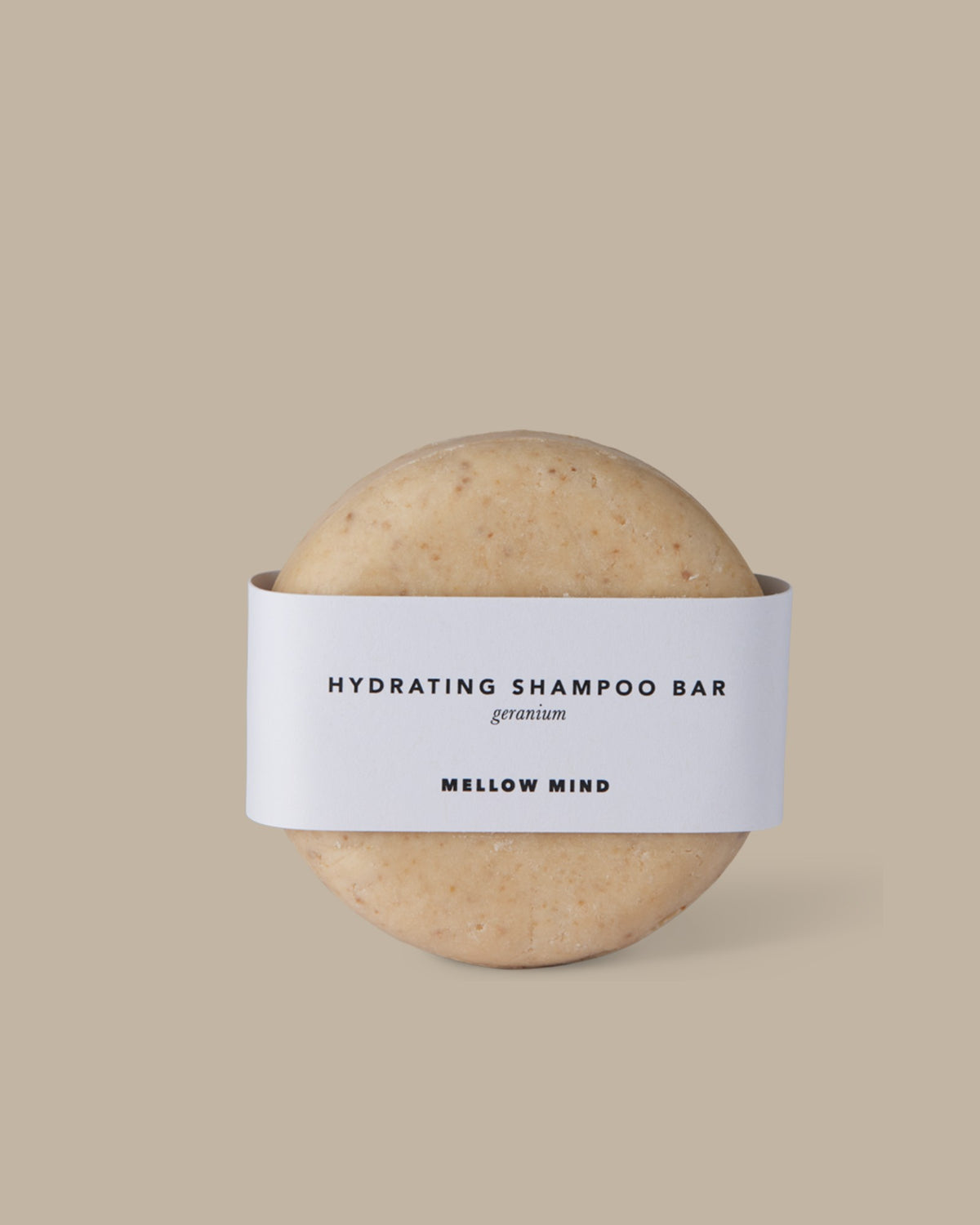 Mellow Mind Hydrating sjampobar med geranium på beige bakgrunn